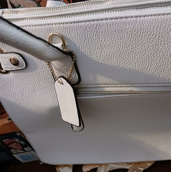 Dasein👜Leather Satchel Bag Gold Hardware,Leather Bag,Lock & 🔑 - Picture 11 of 16